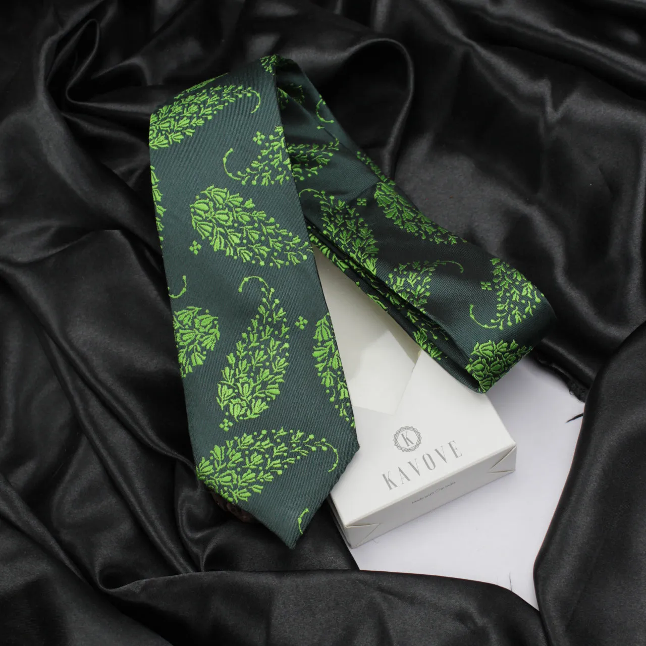 Kovove Floral Design Green Necktie for Men
